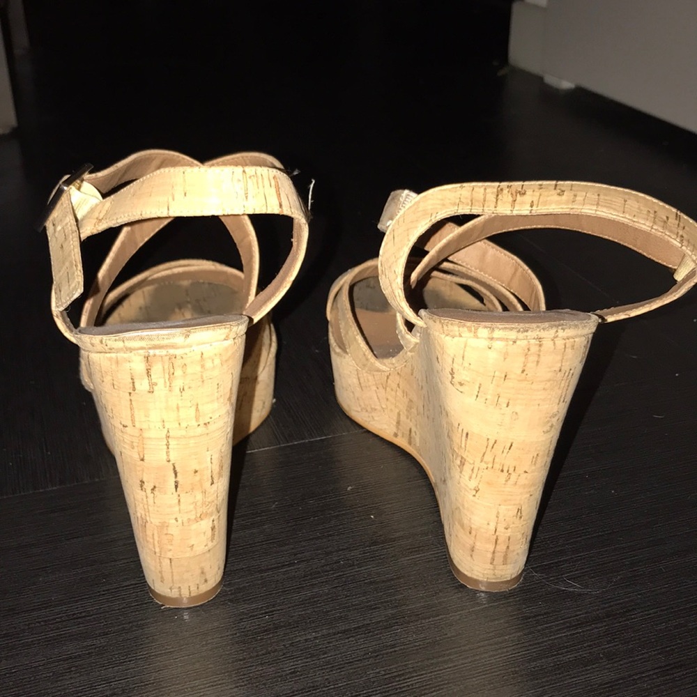 Tan BP Wedges - Picture 3 of 6